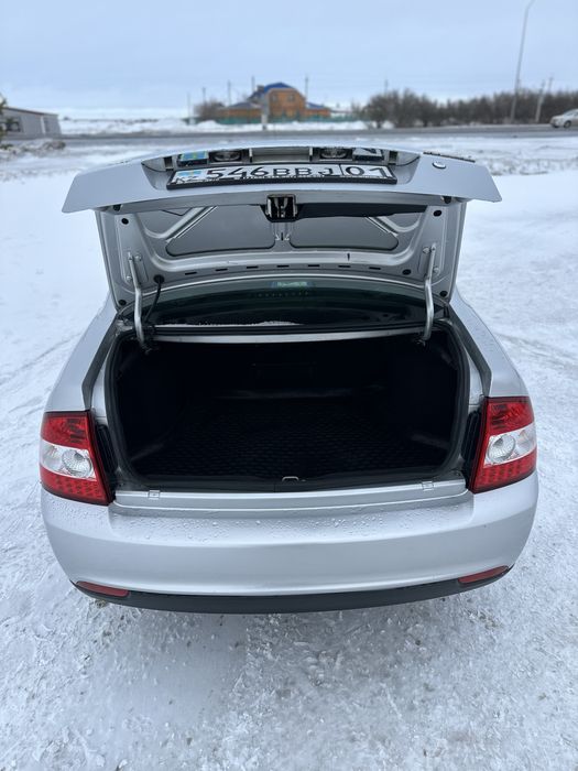 Продам приору 2015 год