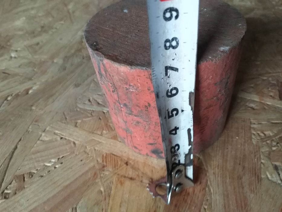 Металл болванка кругляк