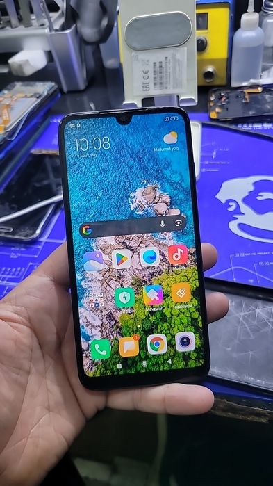 Redmi 7 32gb sotiladi 200ming