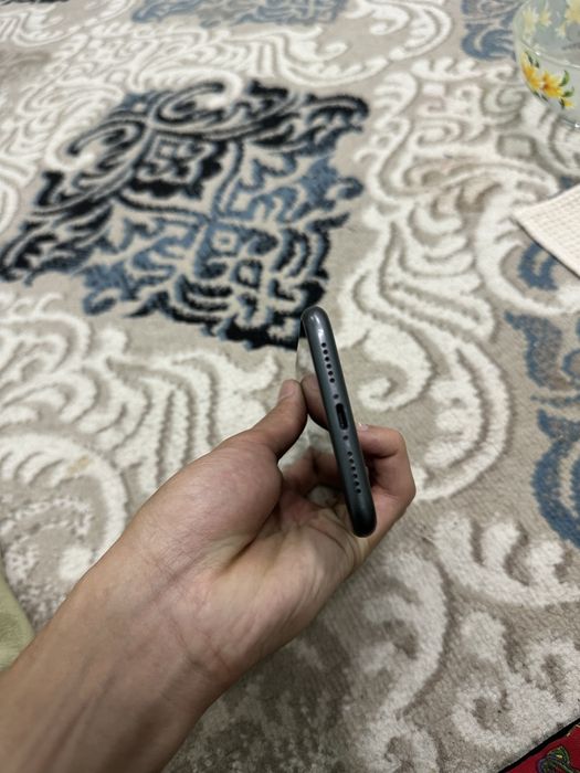 İphone 11  sotiladi