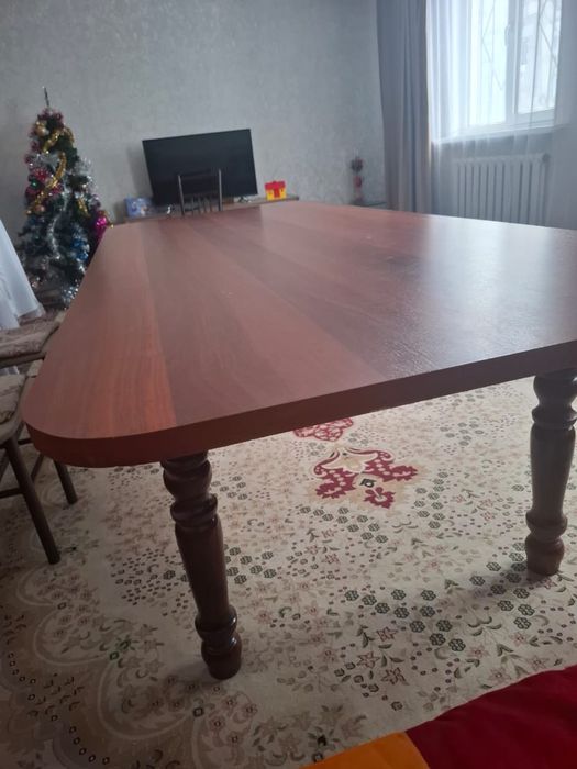 Стол сплошной, не раздельный