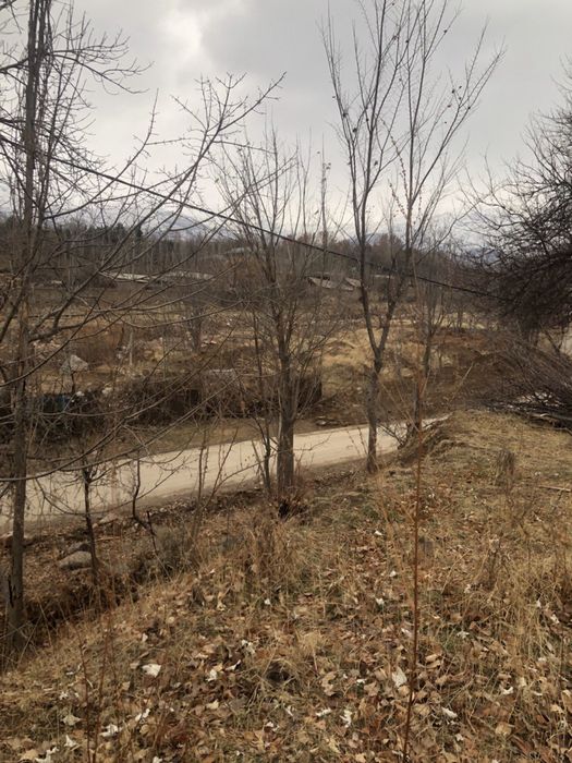 Октошда ер учаска сотилади 6- сотих  Heaven’s Garden ёнида