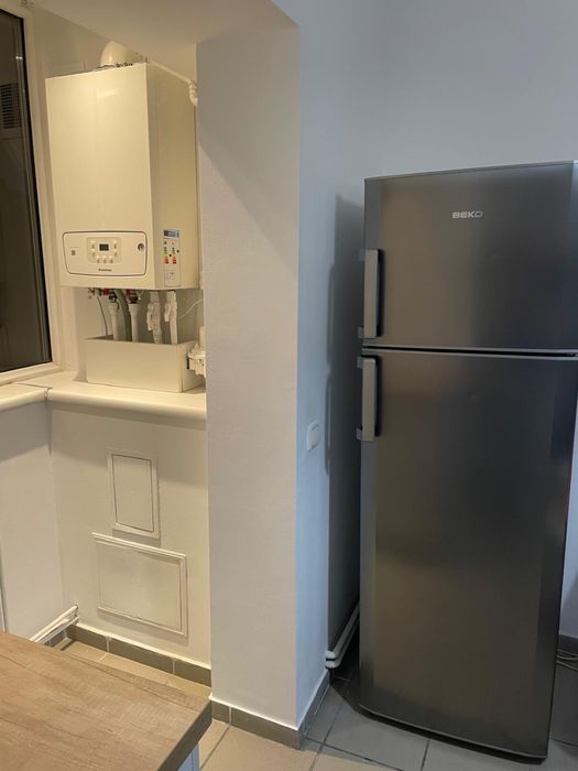 Inchiriez ap. 3 camere Tineretului, Piscului 16