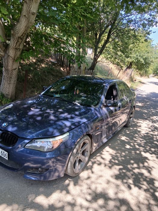 Vând BMW e60 seria 5 stare perfecta, mai multe detalii în privat