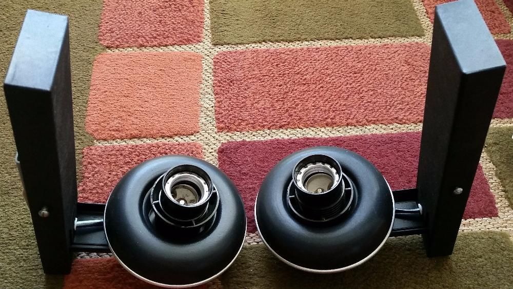 Стенни освтителни тела-2бр.