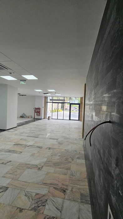 Spațiu Comercial de Închiriat – 370 mp – Ultracentral | Posibilitate Compartimentare – Spații de la 50 mp