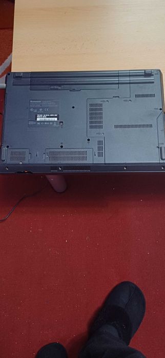 Vând leptop lenovo sl510