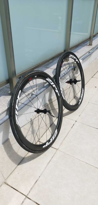 леки шосейни карбонови капли ZIPP 303 Firecrest Tubular rim brake