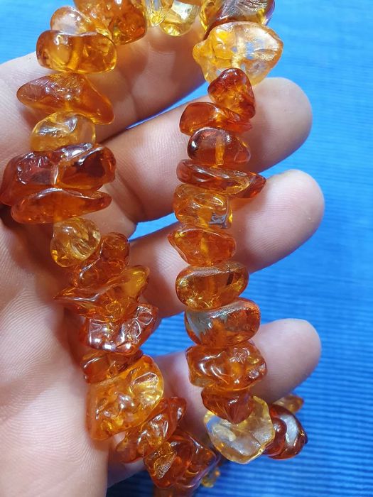 Кехлибарена огърлица  / Кехлибар