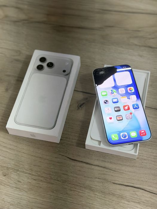 Iphone 17 Pro Max 256GB DISPLAY SPART