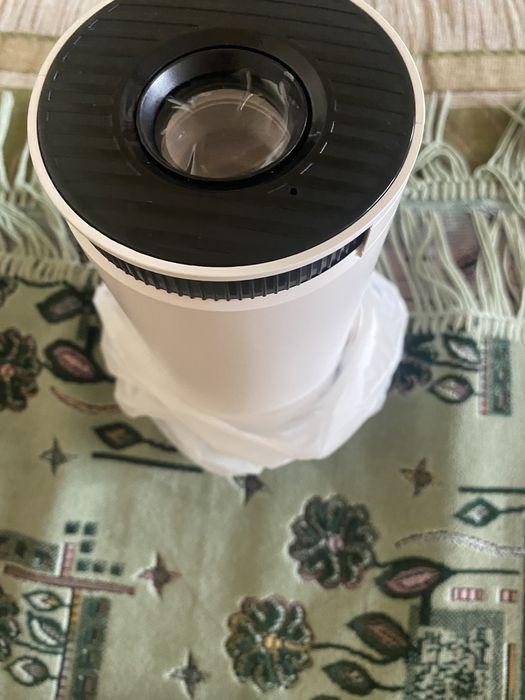 Продается проектор новый