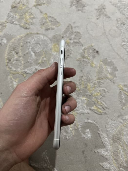 Айфон 11  идеал  срочно