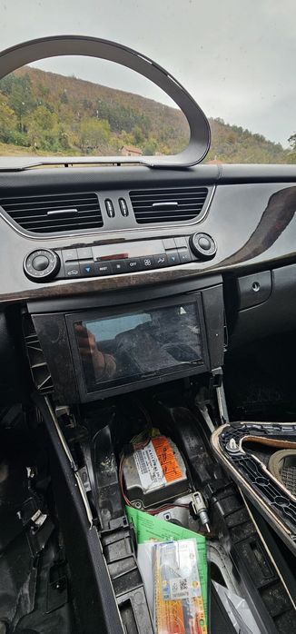 Аудио Медия пайнер Pionner за мерцедес цлс в 219 w 219 cls или мерцедес в 211 w 211