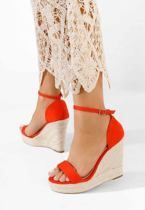 Дамски сандали на платформа