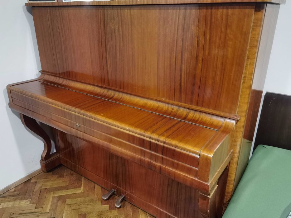 Класическо руско пиано