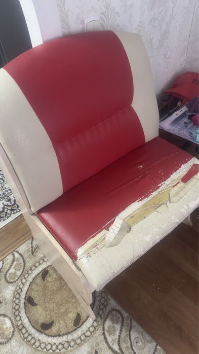 Кухонный стул угловой