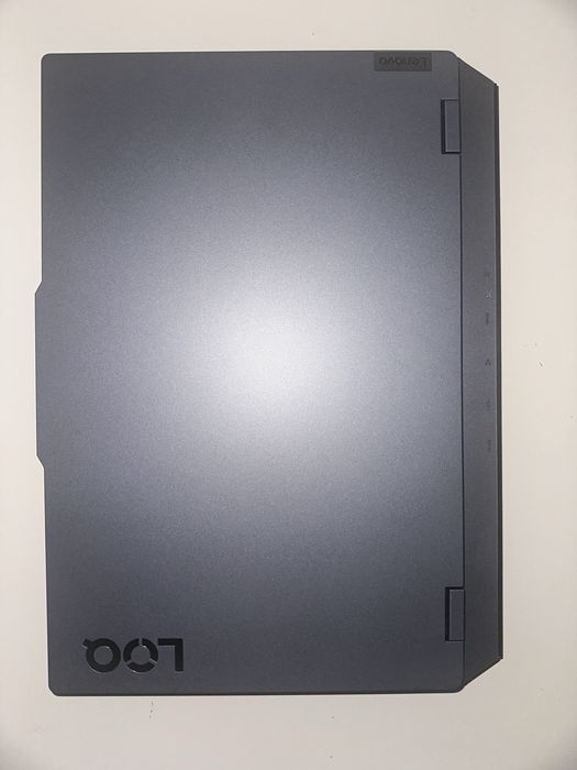 Lenovo LOQ 15IRX9 – i7 gen 13 / 24 gb RAM / RTX 4060 8GB / 1TB ssd