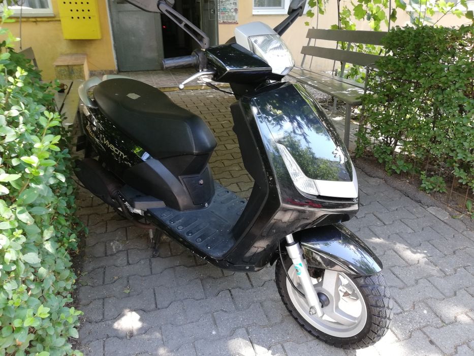 Scuter īnmatriculat  Peugeot Vivcity 49 cc 2T  an 2 010