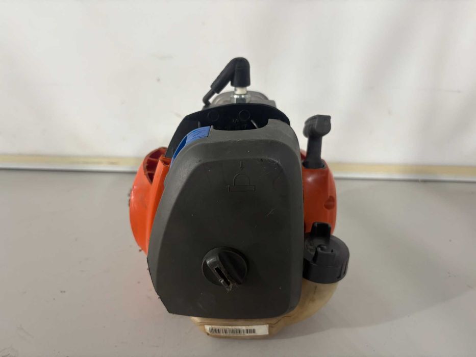 Двигател за тример Husqwarna 122cc