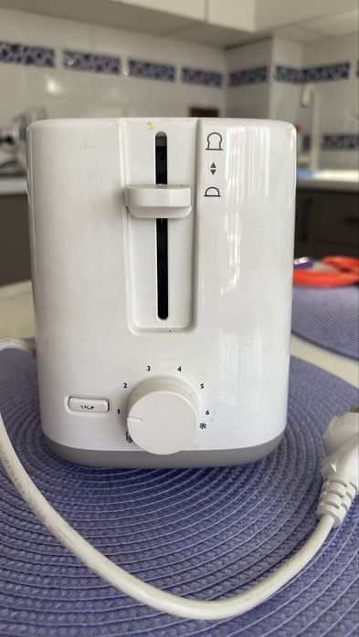 Продам тостер Philips