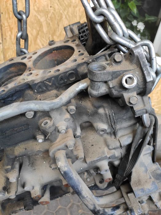 Продам Б/У. двигатель  4м40