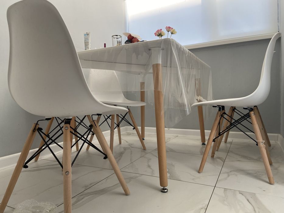 Обеденный стол и 6 стульев в скандинавском стиле (Eames)
