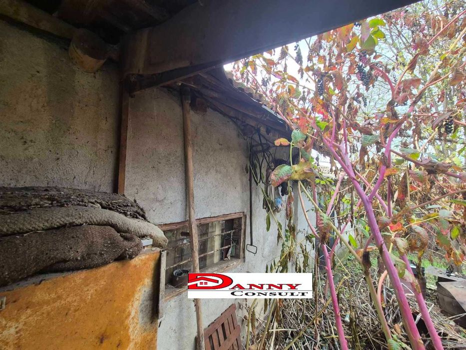 Продава се Къща в Лясковец - 90 кв.м за 204 €/кв.м - Снимка #2