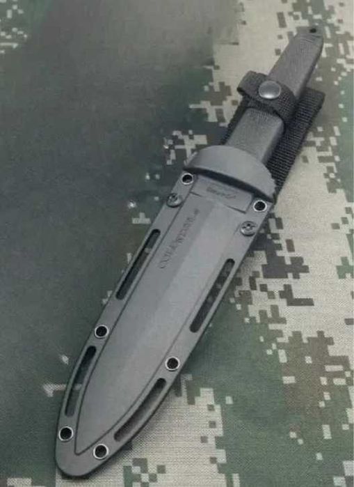 Cutit Cold Steel Taipan Argintiu & Black Blade