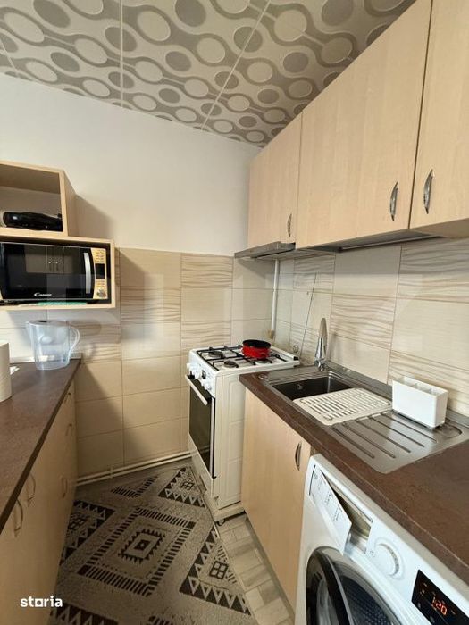 Apartament 2 camere, 42 mp, zona Teleajen, an 1983
