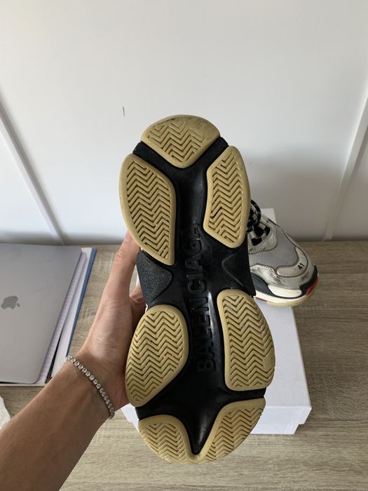 Balenciaga Triple S - Size 41 fit 42 - 1699 Oradea • OLX.ro