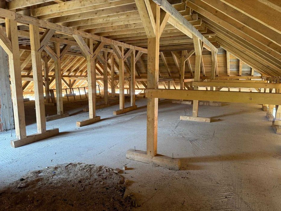 De vânzare cabană/pensiune în construcție – Vârtop, poziție excelentă, aproape de pârtii