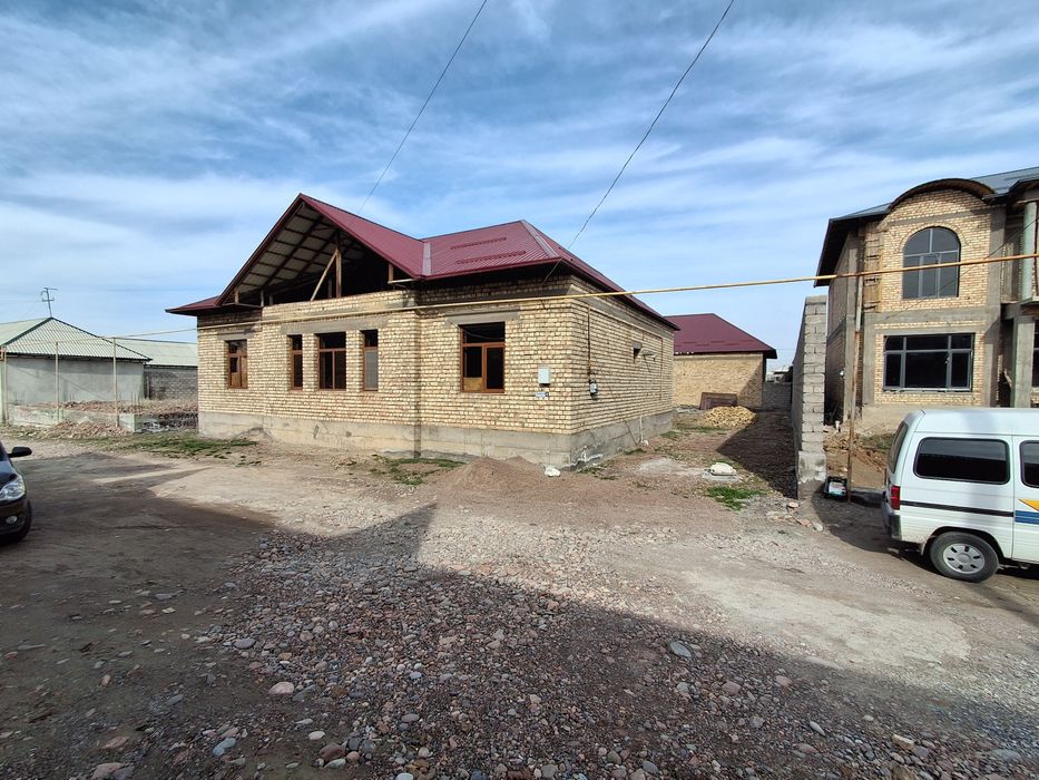 Янги ДСК уй сотилади 6 сотих