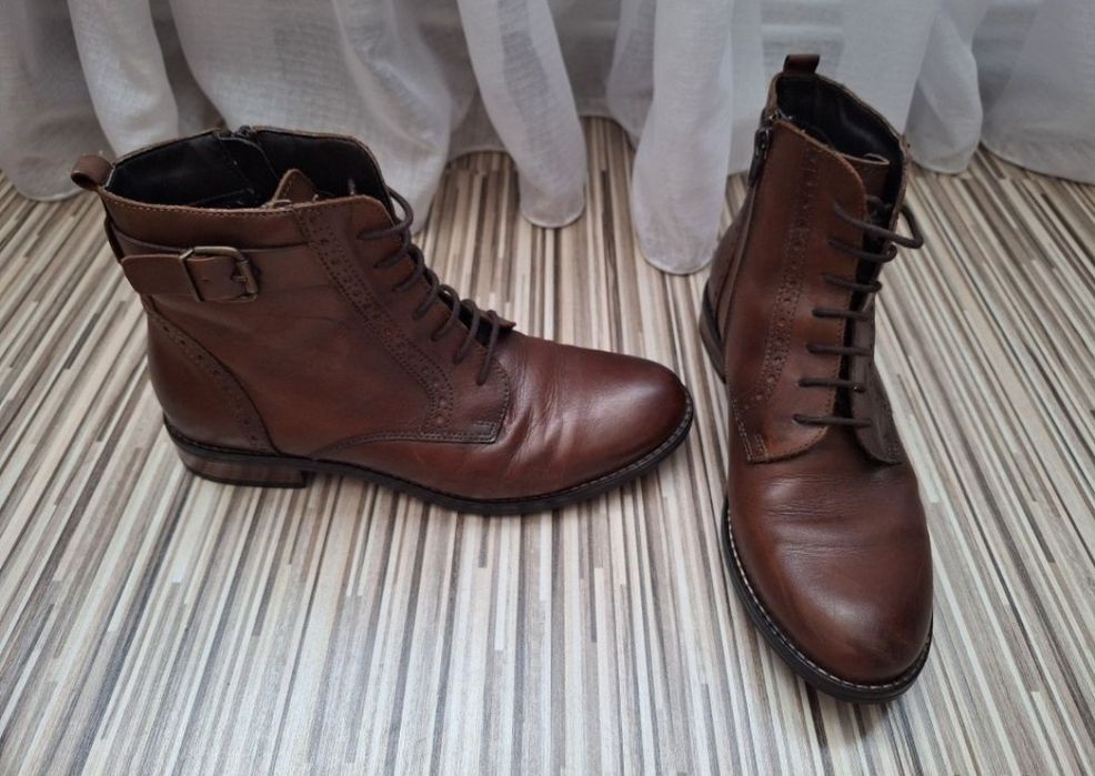 Ghete piele 5Th Avenue mărime 39.