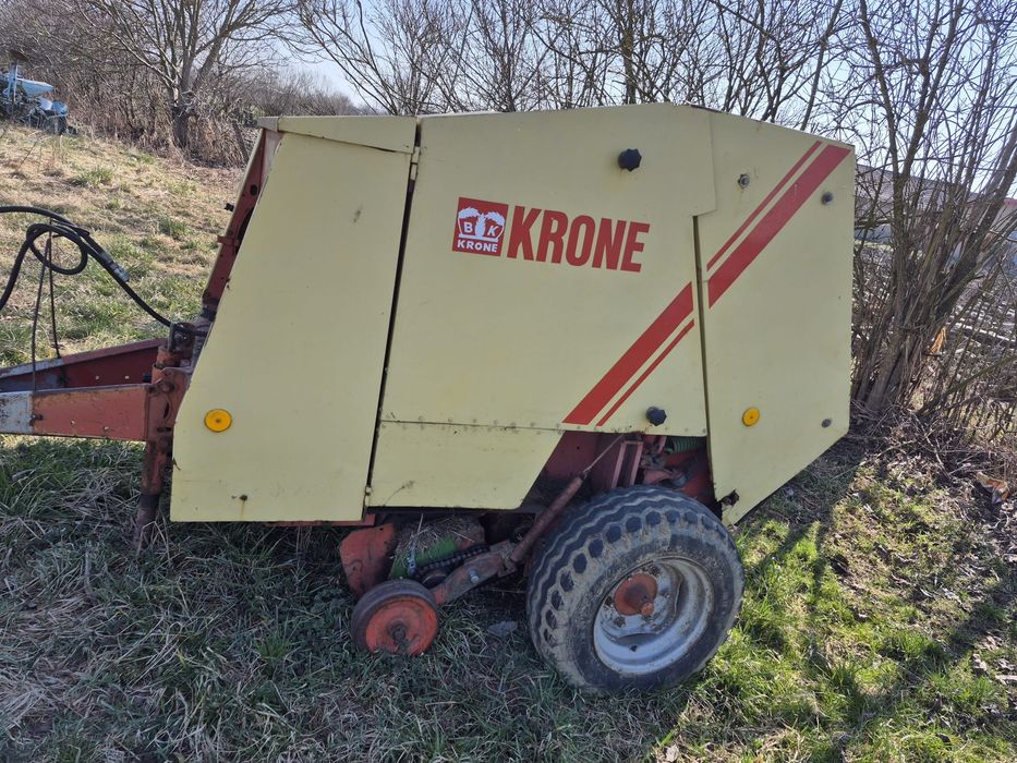 Presa de balotat krone