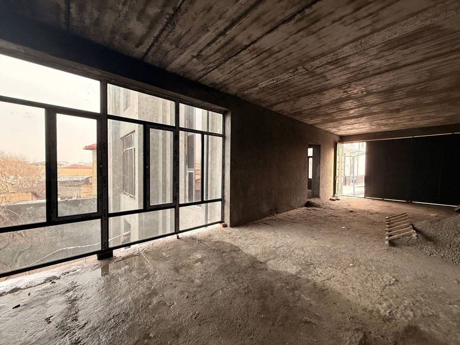 Дом в состоянии коробки