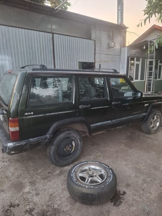 JEEP Cherokee 0 — imagine 5