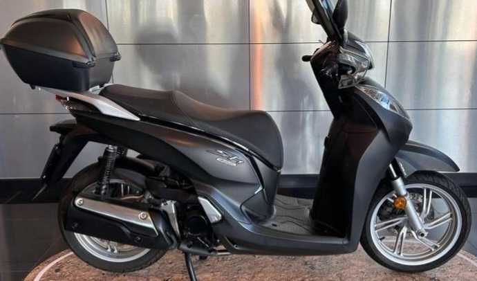 Honda pcx 125 150 / 2014 / 2017 на части пластмаси