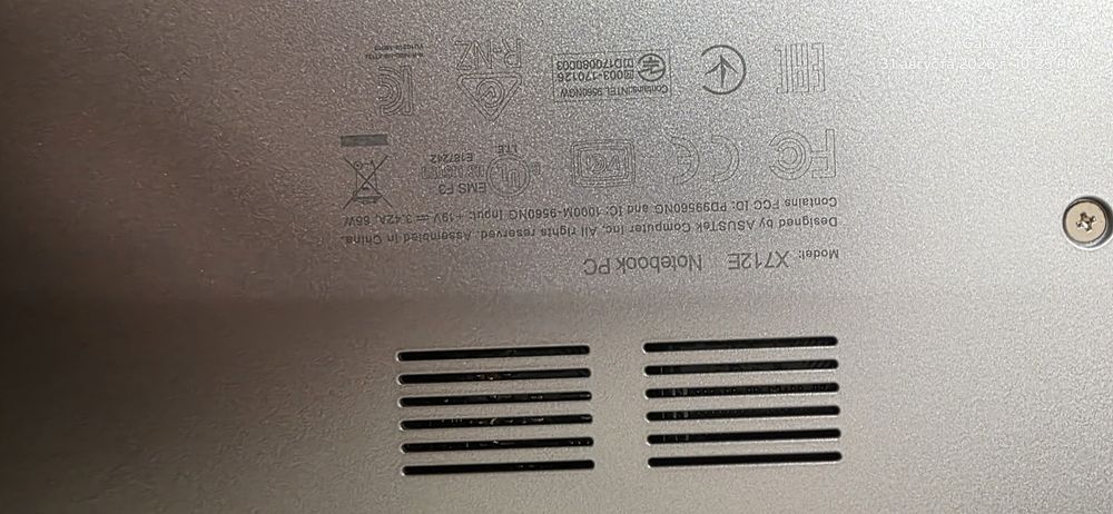 Ноутбук ASUS X712Е