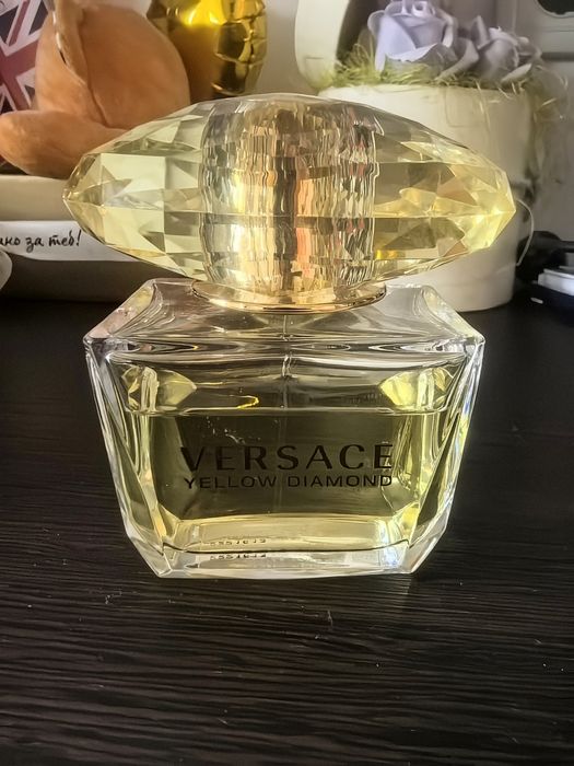 Versace yellow cristal, versace Dylan purple, montale