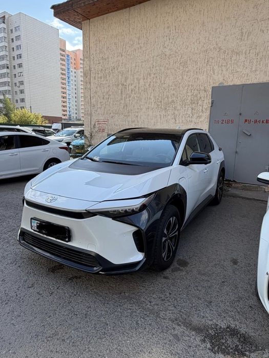 Продам Тайота bz4x
