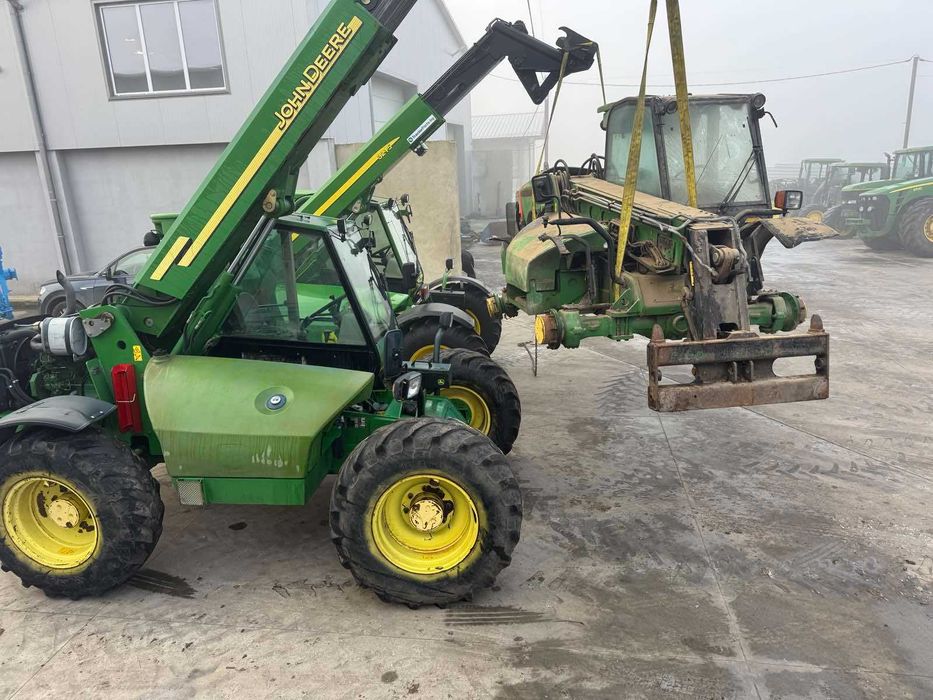 Încărcător telescopic John Deere 3215,3415,3220,3200,3400 PENTRU PIESE
