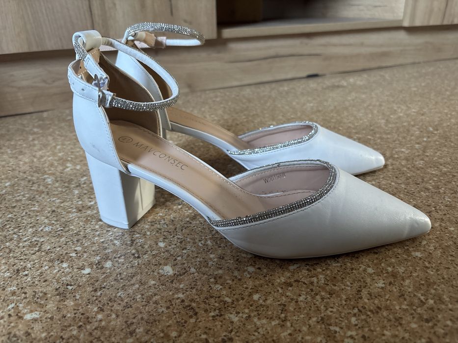 Продам ТУФЛИ новые!!!