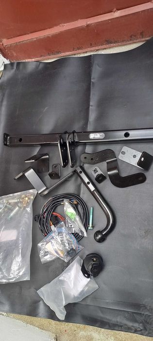 Продавам нов теглич за Рено Канго,  подходящ за модели до 2010 г.