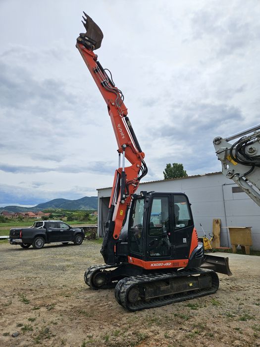 Excavator kubota 8.7 tone