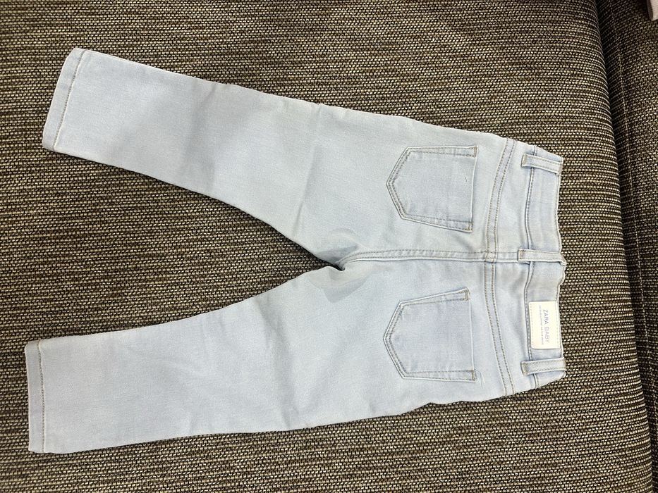 Zara джинсы, кардиган, комбинезон