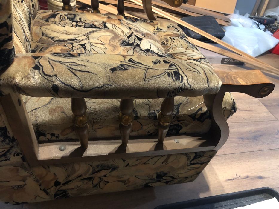 Фотьойли в комплект с табуретка