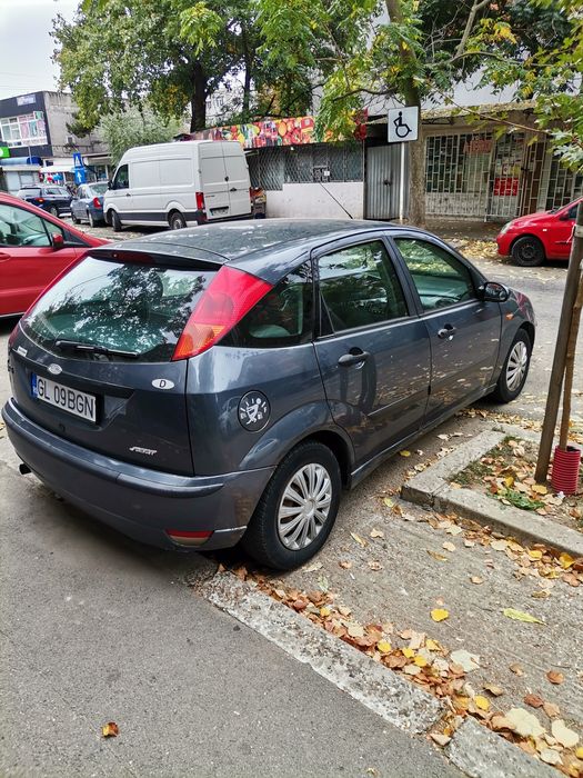 FORD Focus 2002 — imagine 3