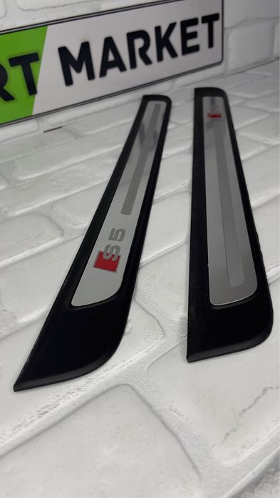 Лайсни прагове AUDI S5