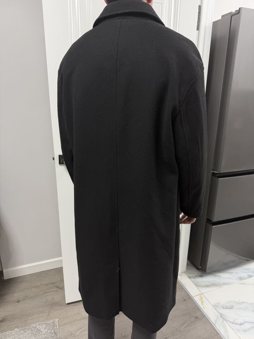 Пальто черное bershka