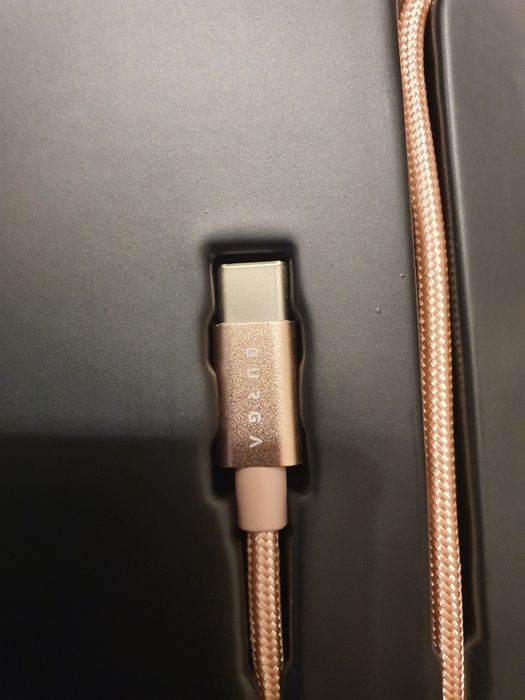 Cablu incarcator burga pink